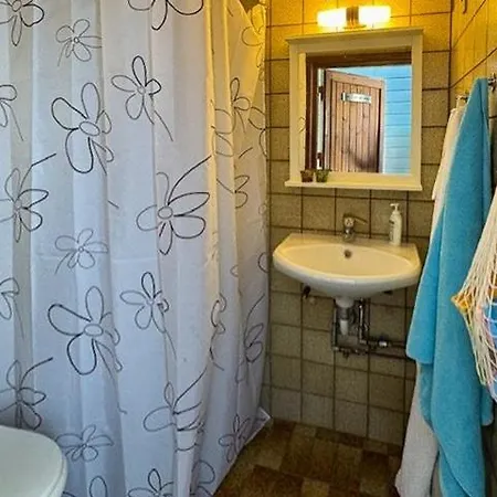 בית נופש House Near Hasmark אוטרופ